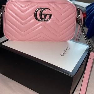 GG Marmont small shoulder bag